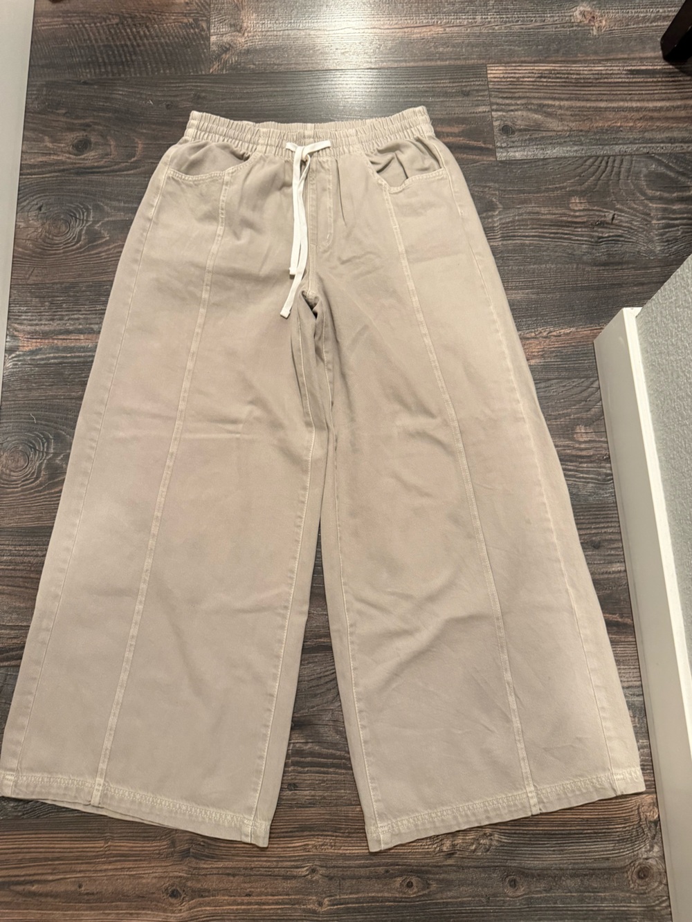 Universal Thread Khaki Drawstring pants